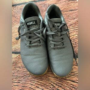 Nobull Dark Grey/Gum Trainer | Size‎ 10.5